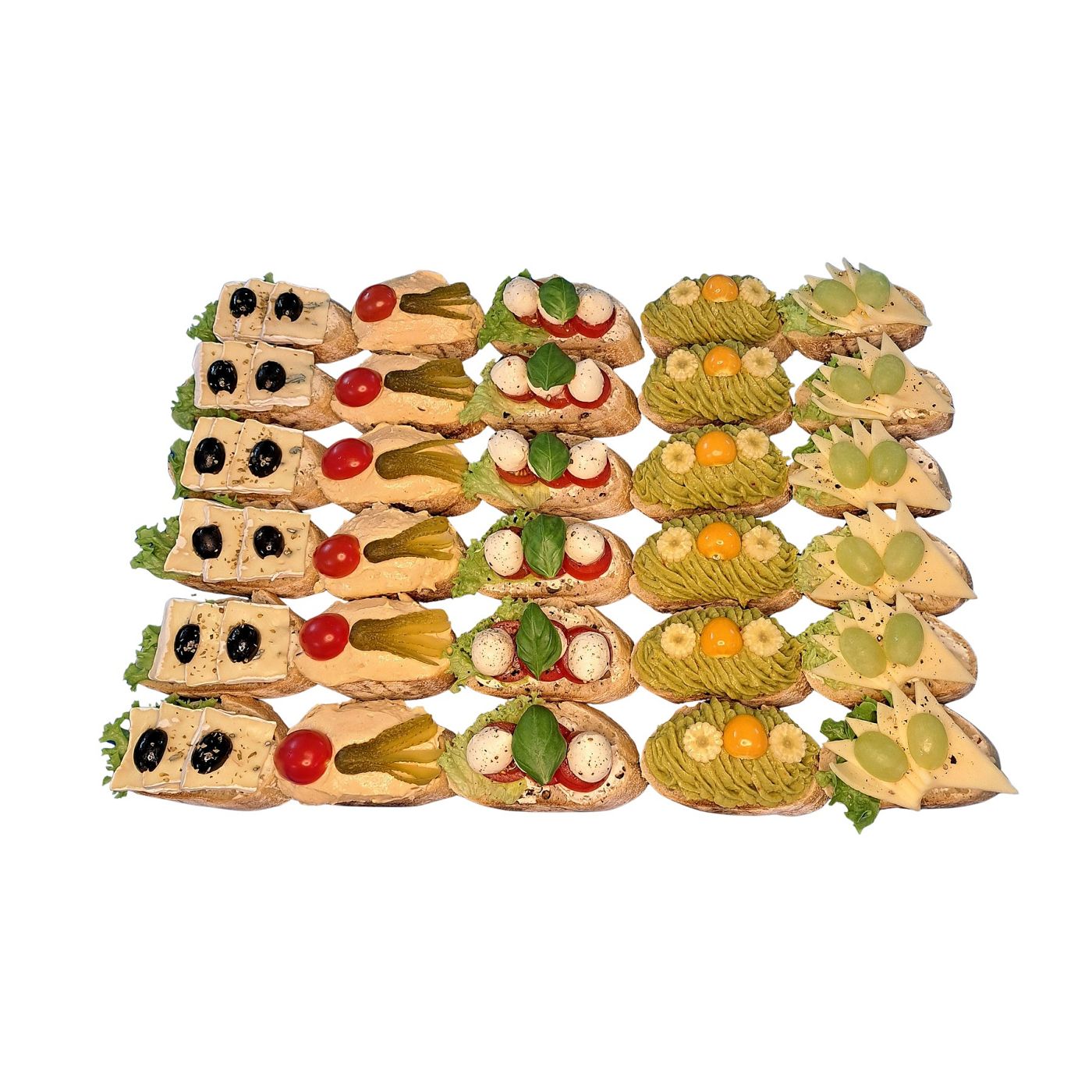 Vegetarische Canapés mit Bavaria Blue, Obazda, Tomate-Mozzarella, Avocadocreme und Gouda – bunt belegt & dekorativ serviert